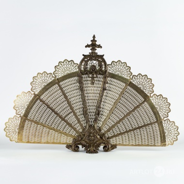 Каминный экран «Листья аканта» в форме веера в стиле Людовика XV