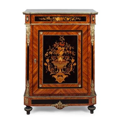 Шкафчик с наборным рисунком в виде вазы с фруктами в стиле Наполеона III