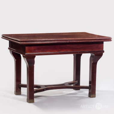 Раскладной стол для гостиной