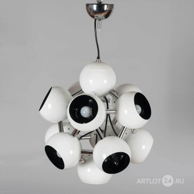 Дизайнерская люстра от шведской компании «Rydéns» 