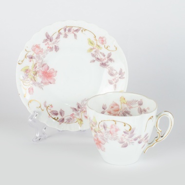 Чайная пара с цветочным декором.