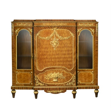 Французская витрина в стиле Людовика XVI