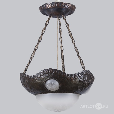 Люстра с матовыми плафонами в стиле модерн