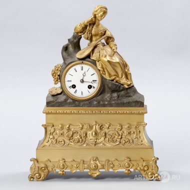 Настольные часы "Дама с лютней"