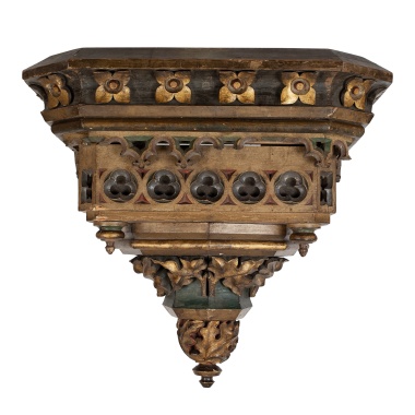 Настенная резная консоль в неоготическом стиле
