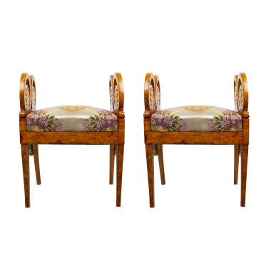 Парные русские банкетки по эскизу К.И. Росси