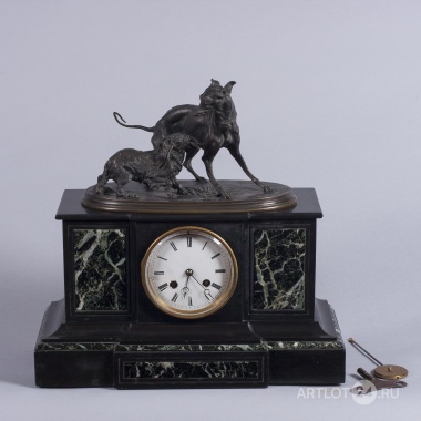 Часы каминные "Левретка с Кинг Чарльз спаниелем"