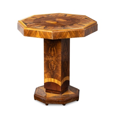 Восьмиугольный столик в стиле ар-деко