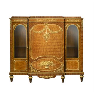 Французская витрина в стиле Людовика XVI