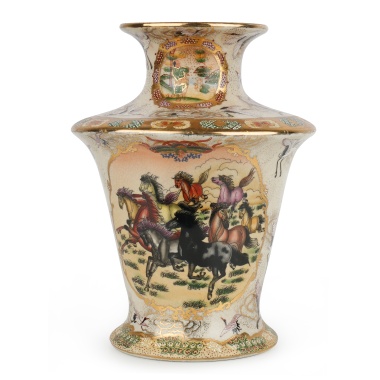 Японская фарфоровая ваза с изображением Самурая