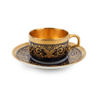 Кофейная пара с флориальным орнаментом фабрики Хутченройтер