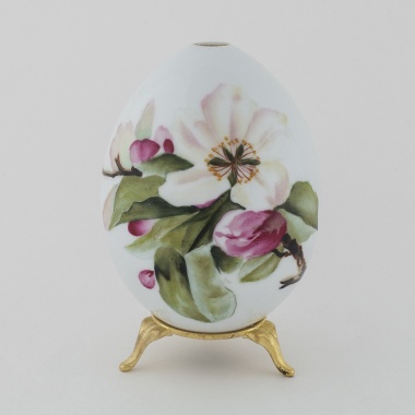 Пасхальное яйцо «Цветы вишни» Императорского фарфорового завода