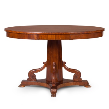 Овальный стол в стиле ампир