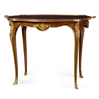 Чайный столик в манере Франсуа Линке