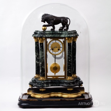 Каминные часы «Лев с шаром»