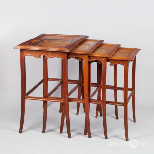 Комплект из четырёх консольных столиков в стиле ар-нуво