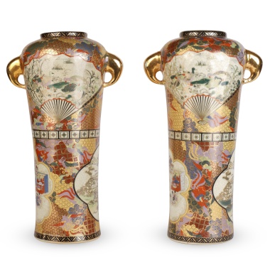 Парные декоративные вазы с восточными сюжетами