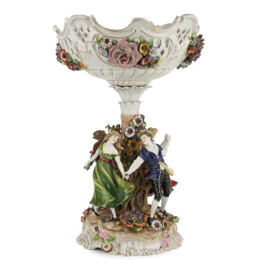 Ваза-фруктовница с фигурами танцующих мануфактуры "Фон Ширхольц"