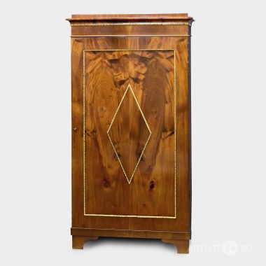 Русский книжный шкаф одностворчатый