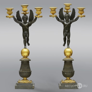 Парные кабинетные канделябры с амурами