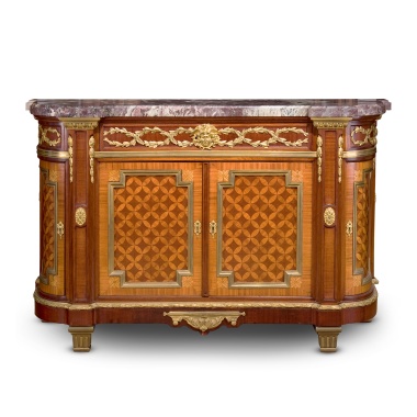 Комод в стиле Людовика XVI с маскароном Медузы