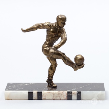 Фигурка "Футболист" в стиле ар деко