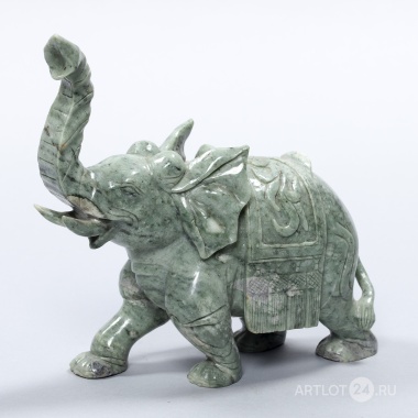 Скульптура «Слон»