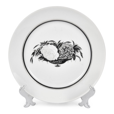 Тарелка «Роза и гвоздика» с росписью С.В. Чехонина