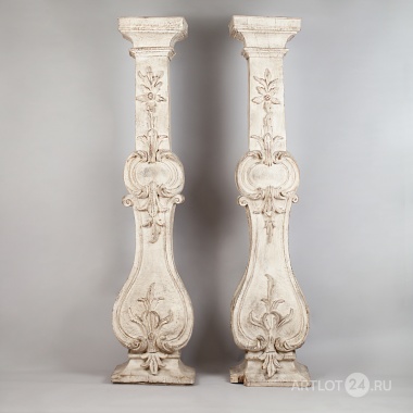Парные консоли в стиле ренессанс XVIII века