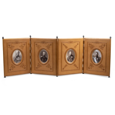 Складная фоторамка с портретами Российских императоров 