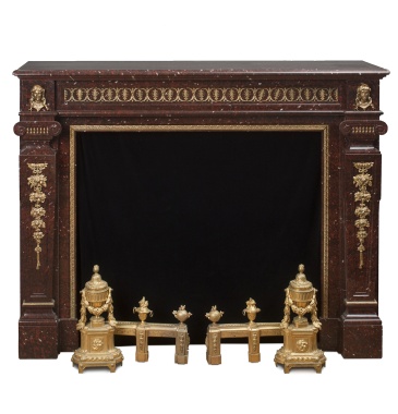 Мраморный каминный портал