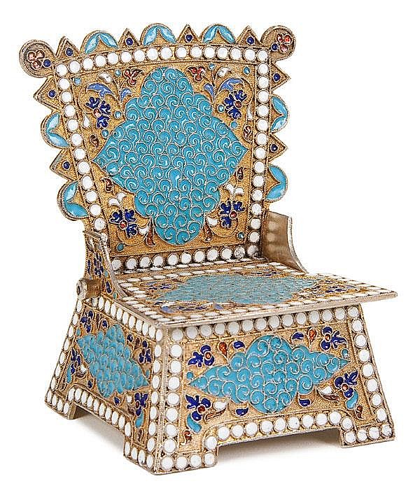 H0107-L18984460 (1).jpg