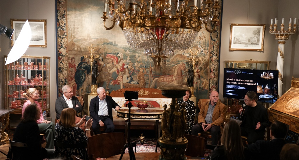 трианон-артлот-107_cr 2.jpg трианон-артлот-107_cr 2.jpg