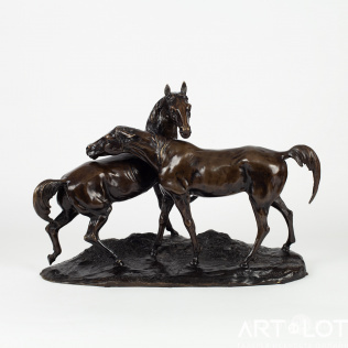 Бронзовая скульптура «Играющие Лошади»