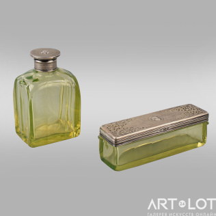 Сет из двух парфюмерных флаконов, мастерская Ф. Руча